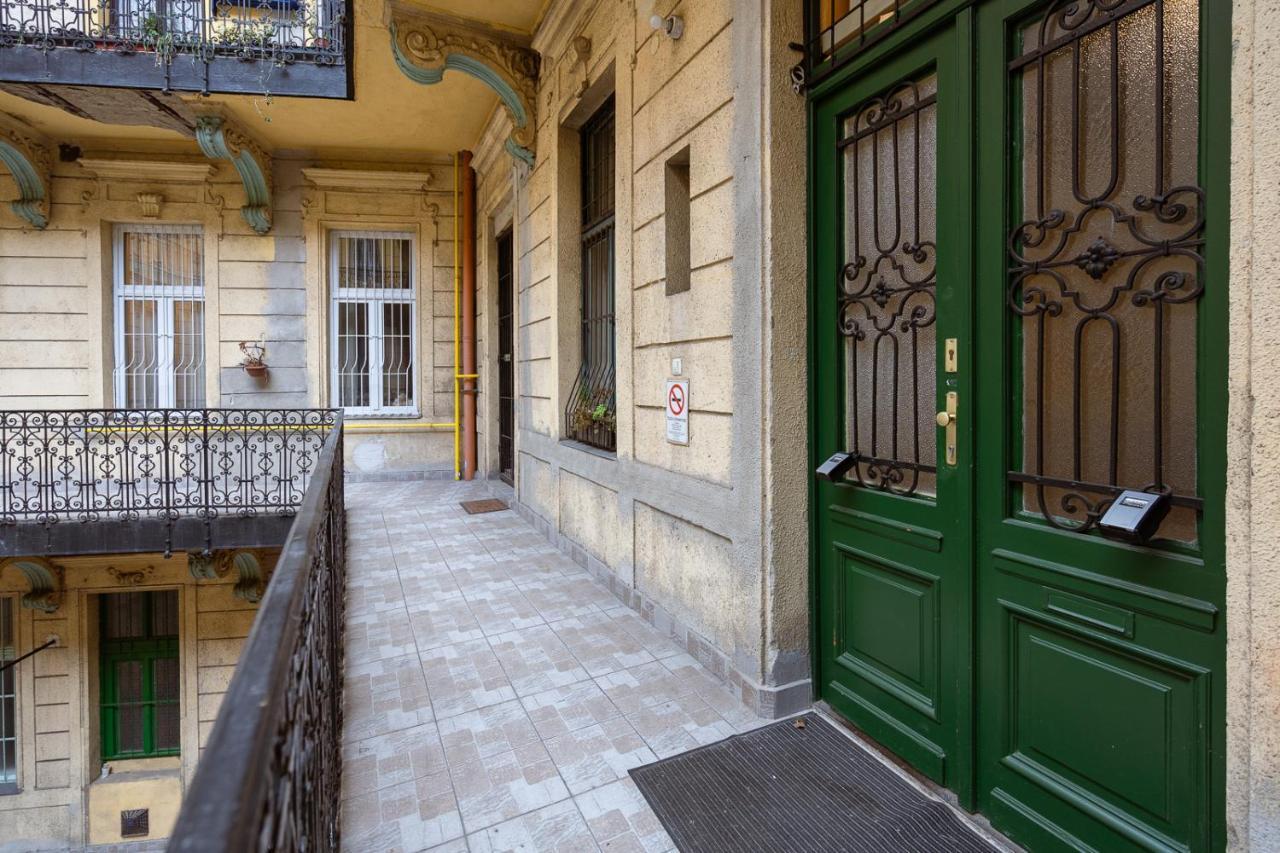 Modern Stylish Loft Next To New York Palace Budapest Exteriör bild